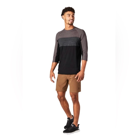 Men’s Smartwool Merino Sport 150 Crewneck Shirt | Size M | 3/4 Sleeve Black Grey - Picture 1 of 10